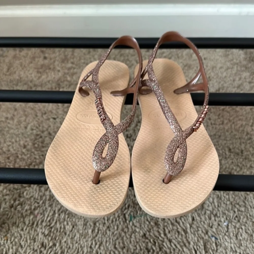 Havaianas Girls ballet rose size 3/4 youth GUC